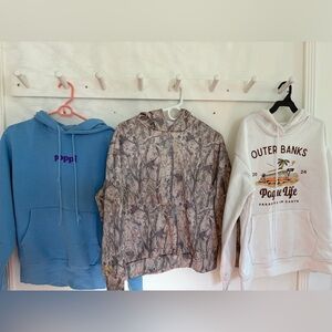 Four hoodies SHEIN, POPPI